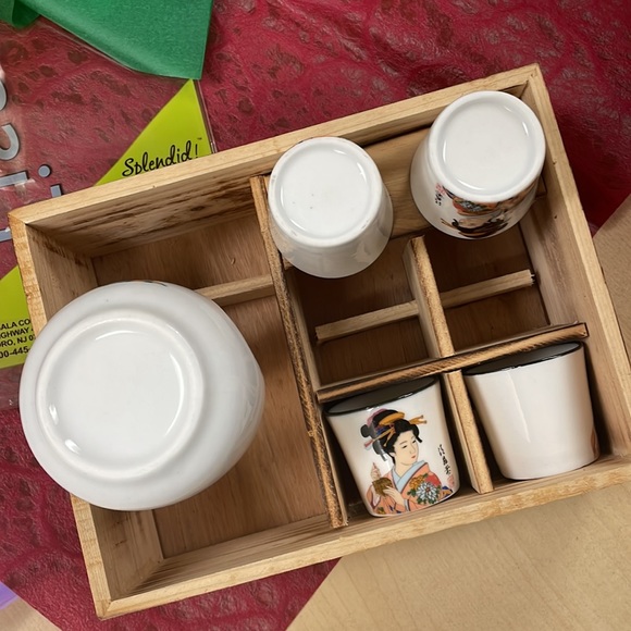 Japanese Sake Set - Picture 5 of 5